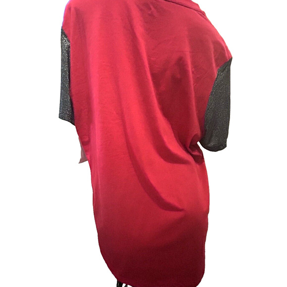 NWT Women’s Disney Mickey Mouse Red And Silver Sleeves T-Shirt in Size 1X 18 20 - Picture 11 of 12